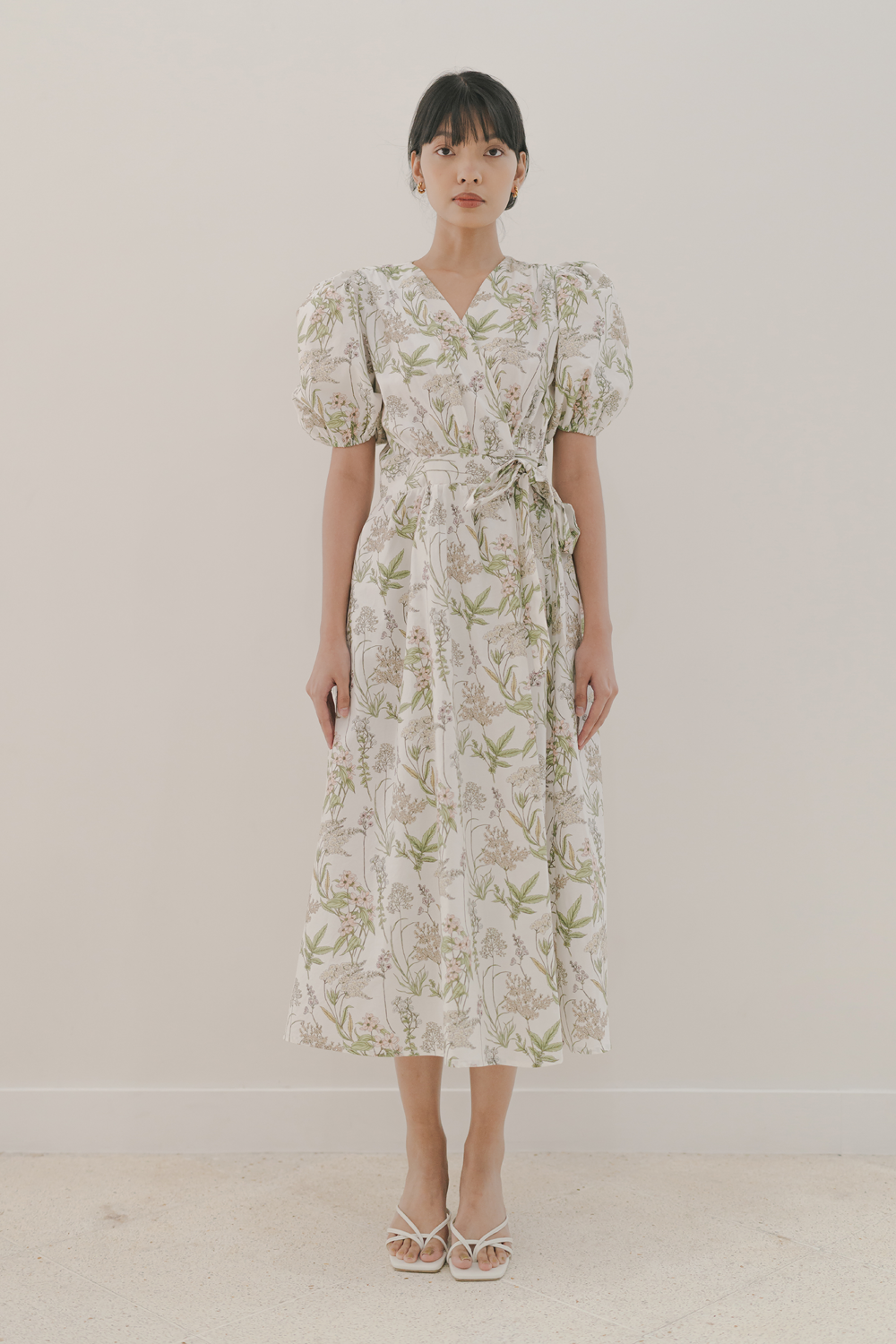 Tahan Wrap Dress in White Floral